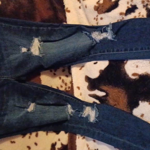WAX JEAN, LOS ANGELES CA. WOMENS JEANS SIZE 3/26. BUTTON UP FLY, DISTRES… - Picture 3 of 9